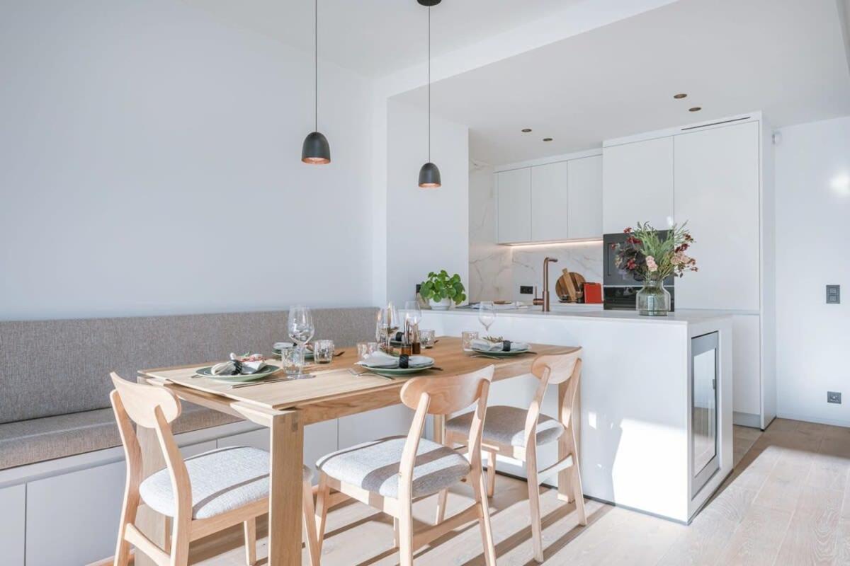 Stunning And Modern Apartment With Sunny Balcony 克诺克－海斯特 外观 照片