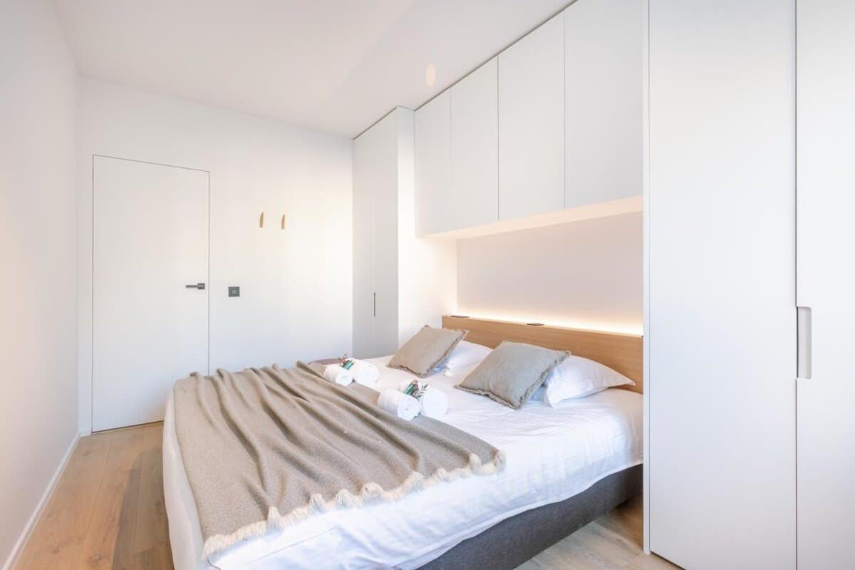 Stunning And Modern Apartment With Sunny Balcony 克诺克－海斯特 外观 照片