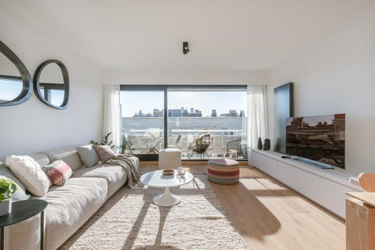 Stunning And Modern Apartment With Sunny Balcony 克诺克－海斯特 外观 照片