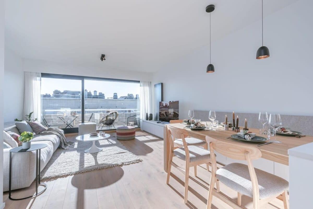 Stunning And Modern Apartment With Sunny Balcony 克诺克－海斯特 外观 照片